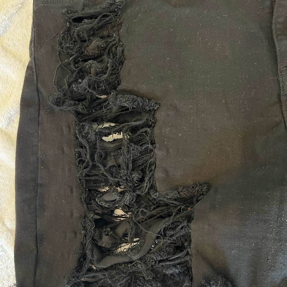 2X fashion, nova shredded shorts new with tag set - Picture 7 of 8